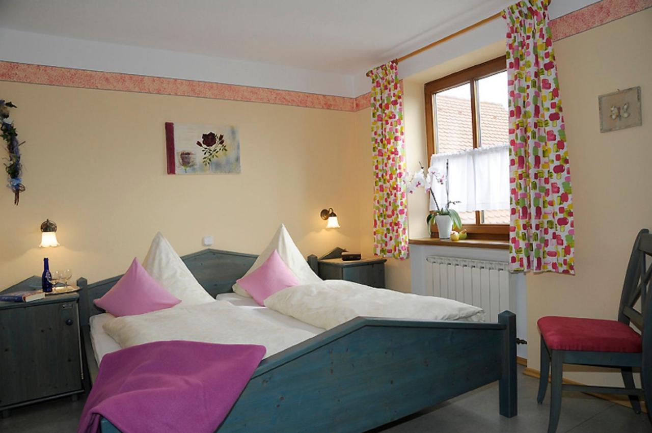 Pension Rosengaertchen Absberg Exterior photo