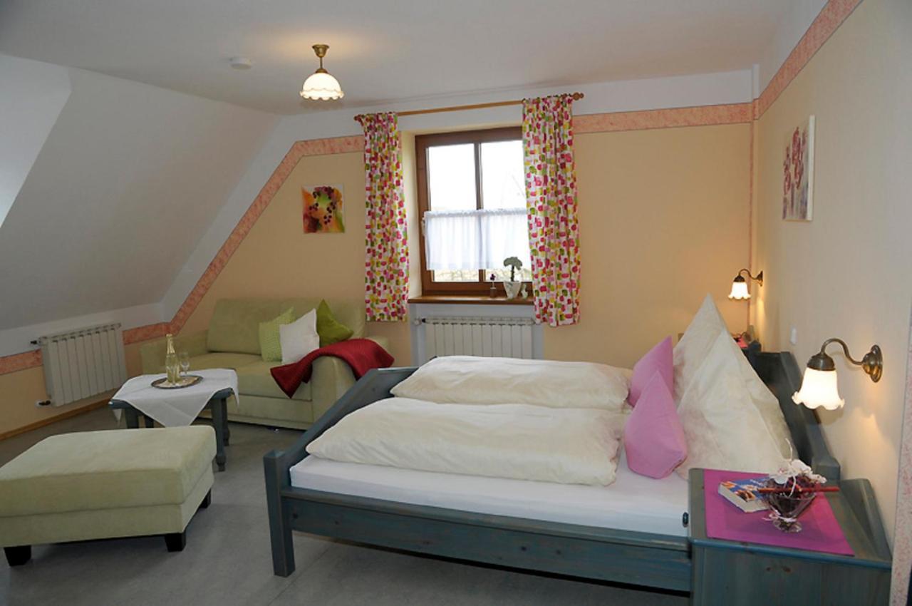 Pension Rosengaertchen Absberg Exterior photo