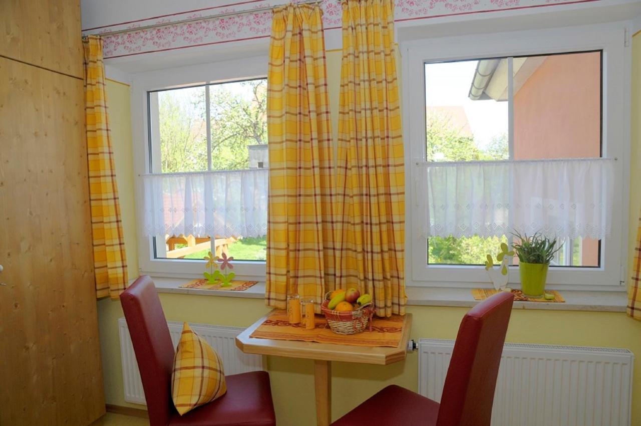 Pension Rosengaertchen Absberg Exterior photo